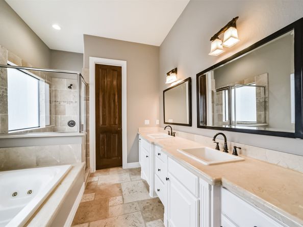 1826A Portsmouth Street, Houston TX 77098