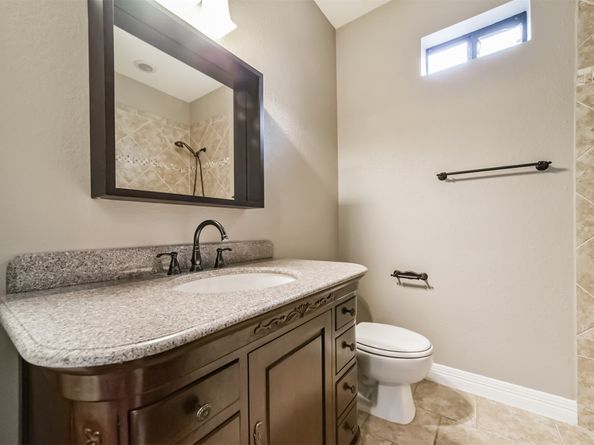 1826A Portsmouth Street, Houston TX 77098