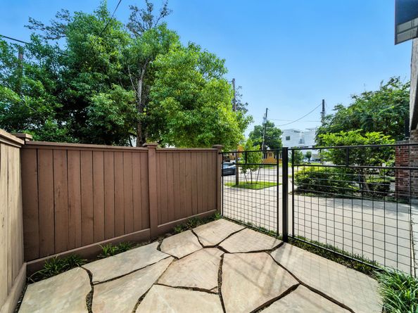 1706 Prospect Street, Houston TX 77004