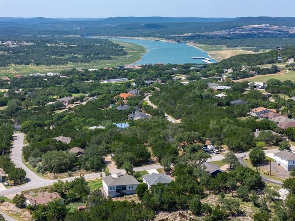 4901 Thunderbird, Lago Vista TX 78645