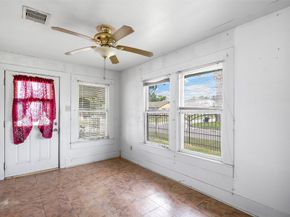 4118 Gano Street, Houston TX 77009