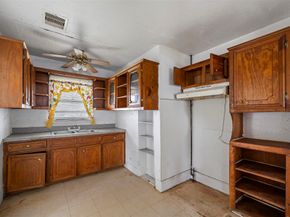 4118 Gano Street, Houston TX 77009