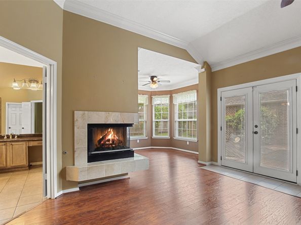 4407 Island Hills Drive, Houston TX 77059
