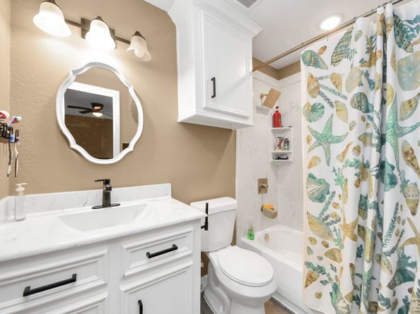 2827 Ellington Street, Houston TX 77088