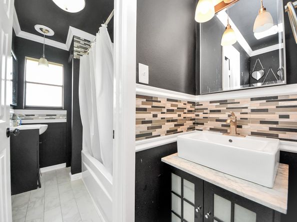 2827 Ellington Street, Houston TX 77088