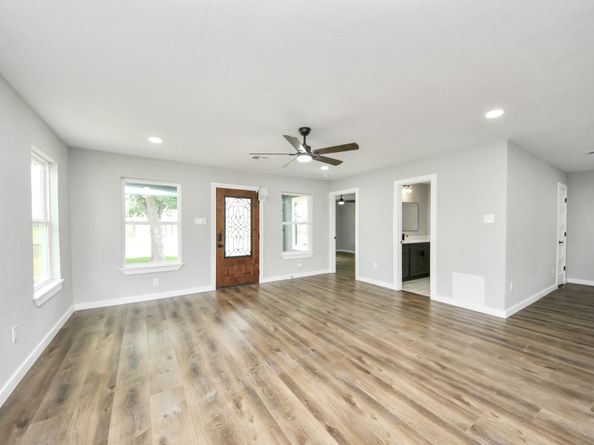 1218 Des Jardines Street, Houston TX 77023