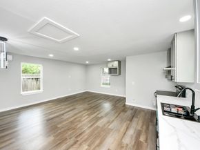 1218 Des Jardines Street, Houston TX 77023