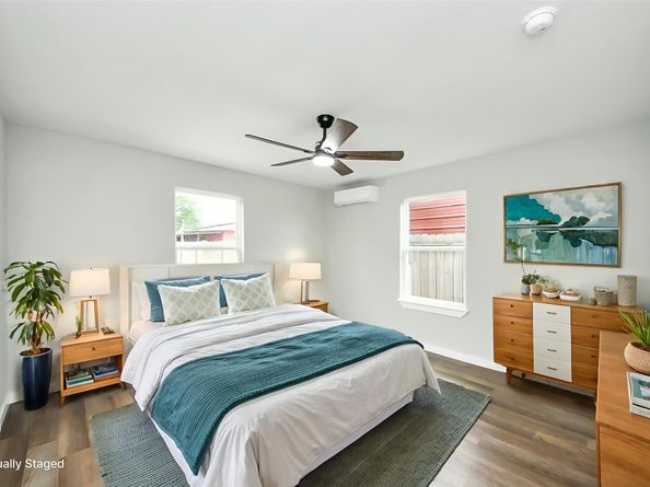 1218 Des Jardines Street, Houston TX 77023