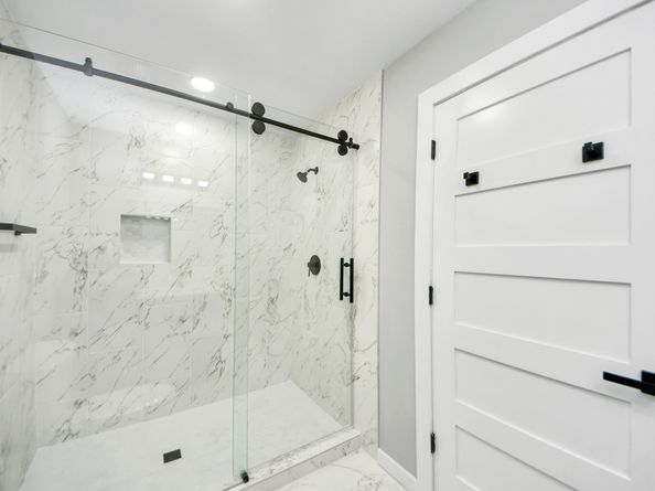 1218 Des Jardines Street, Houston TX 77023