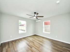 1218 Des Jardines Street, Houston TX 77023