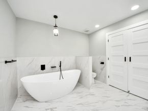 1218 Des Jardines Street, Houston TX 77023
