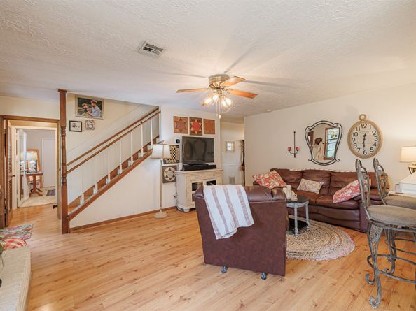 9639 springview Lane, Houston TX 77080