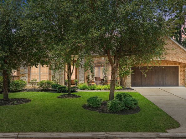 35 N Beech Springs Drive, The Woodlands TX 77389