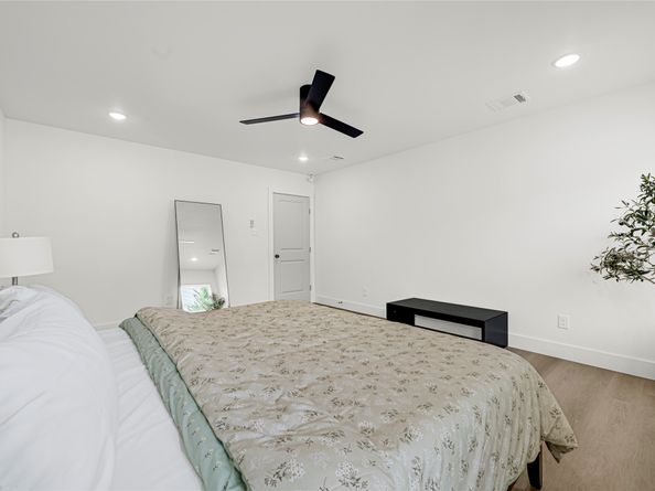 1008 Danube Street, Houston TX 77051