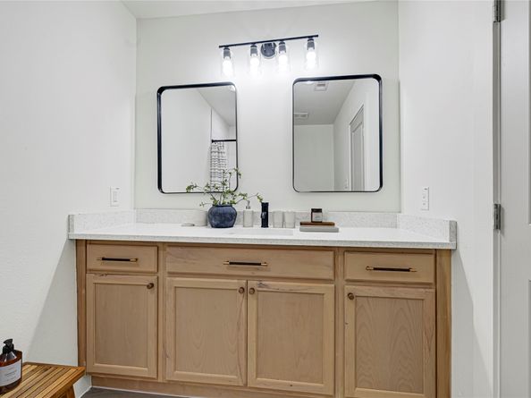 1008 Danube Street, Houston TX 77051