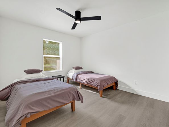 1008 Danube Street, Houston TX 77051