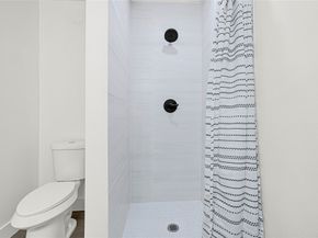 1008 Danube Street, Houston TX 77051