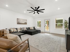 1008 Danube Street, Houston TX 77051