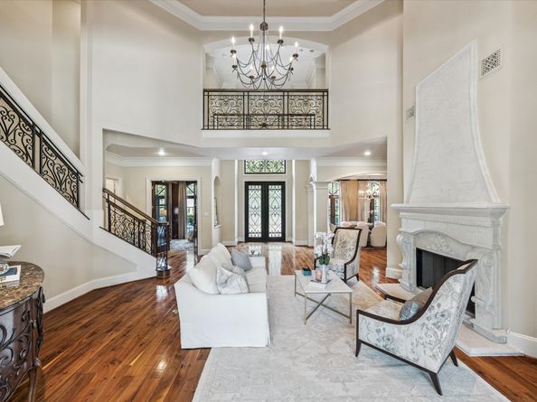 570 Lanecrest Lane, Houston TX 77024