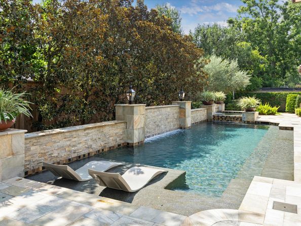 570 Lanecrest Lane, Houston TX 77024