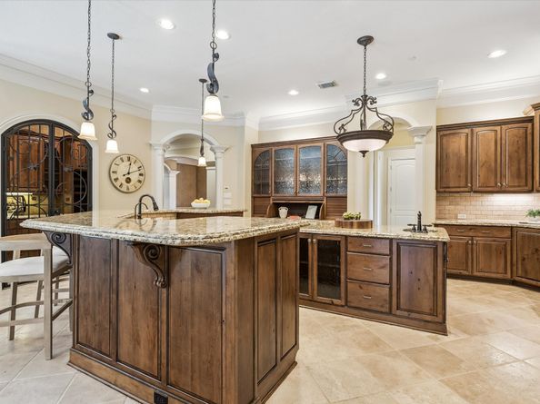 570 Lanecrest Lane, Houston TX 77024