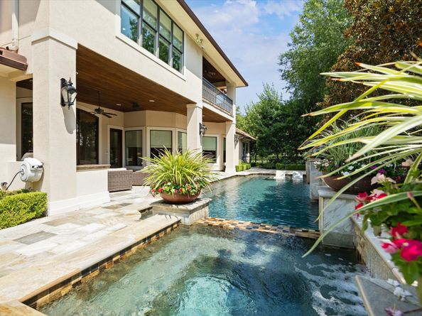 570 Lanecrest Lane, Houston TX 77024
