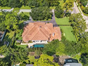 570 Lanecrest Lane, Houston TX 77024