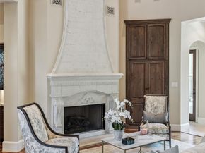 570 Lanecrest Lane, Houston TX 77024