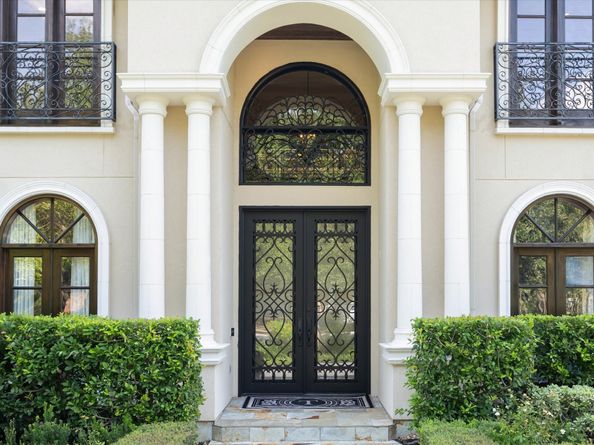 570 Lanecrest Lane, Houston TX 77024