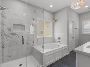 1505 W 23rd Street D, Houston TX 77008