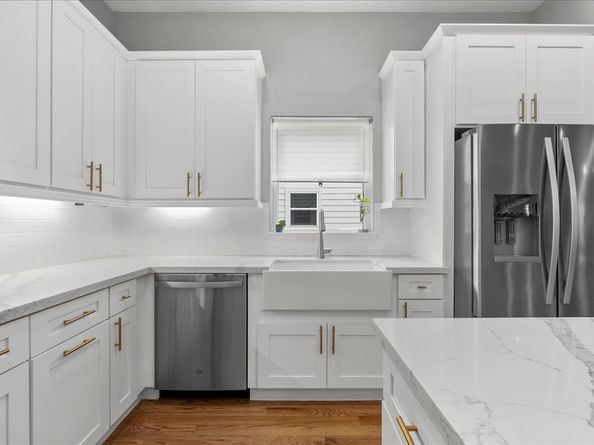 1505 W 23rd Street D, Houston TX 77008