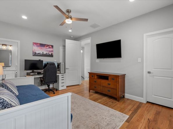 1505 W 23rd Street D, Houston TX 77008