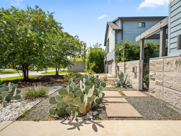 7714 Janak Drive, Houston TX 77055