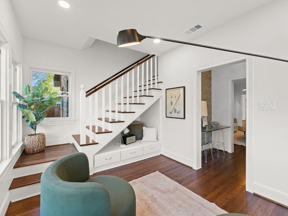 304 Bayland Avenue, Houston TX 77009