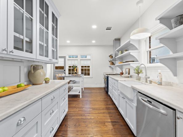 304 Bayland Avenue, Houston TX 77009