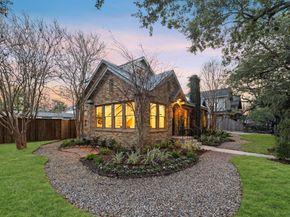 304 Bayland Avenue, Houston TX 77009