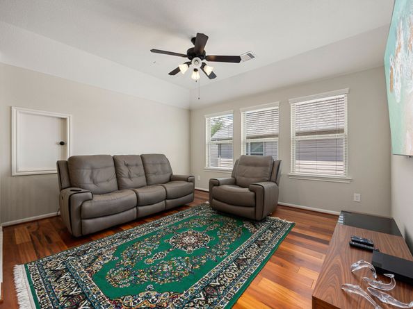 22 S Marshside Place, Spring TX 77389