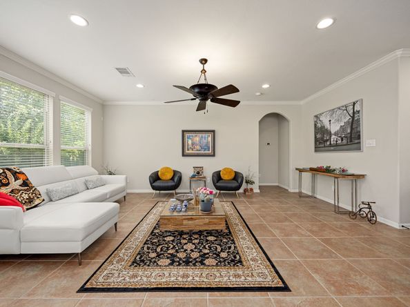 22 S Marshside Place, Spring TX 77389