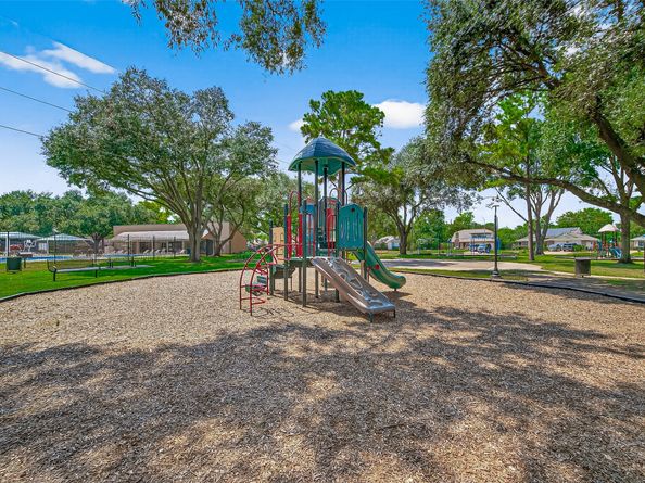15415 Swan Creek Drive, Houston TX 77095