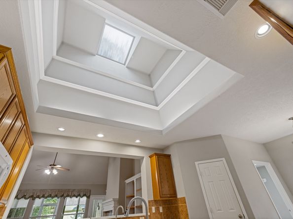 19 Camborn Place, The Woodlands TX 77384