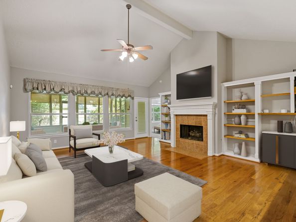 19 Camborn Place, The Woodlands TX 77384