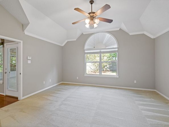 19 Camborn Place, The Woodlands TX 77384