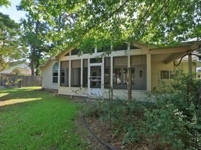 19 Camborn Place, The Woodlands TX 77384