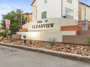 3334 Clearview Villa Way, Houston TX 77025