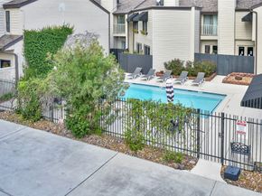 77 Chelsea Boulevard, Houston TX 77006