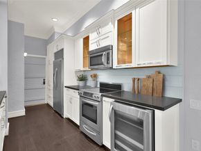 77 Chelsea Boulevard, Houston TX 77006
