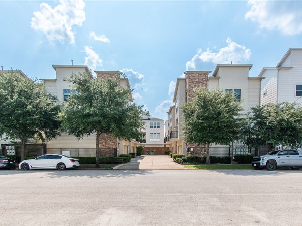 1017 Roberts Street, Houston TX 77003
