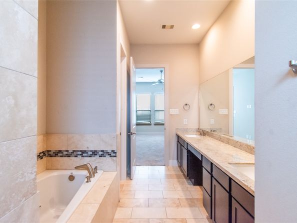 1017 Roberts Street, Houston TX 77003