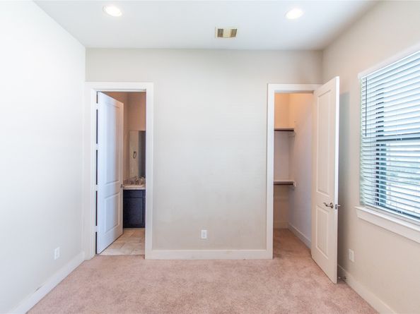 1017 Roberts Street, Houston TX 77003