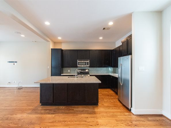 1017 Roberts Street, Houston TX 77003